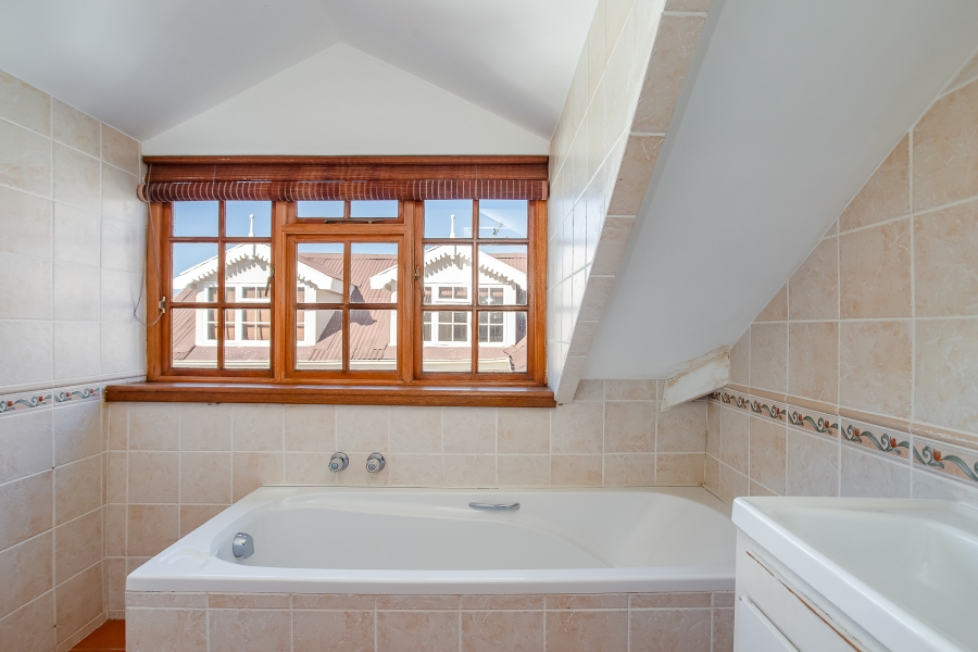 6 Bedroom Property for Sale in Paarl Rural Western Cape